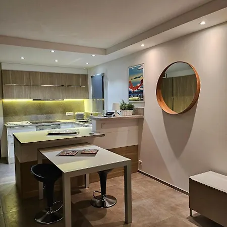 Les Pieds Dans L'eau Avec Terrasse Et Jardin Apartmán